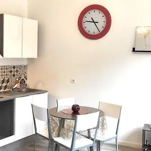 https://au-bord-du-lot-cahors-location-appartement.midi-pyreneeshotels.com