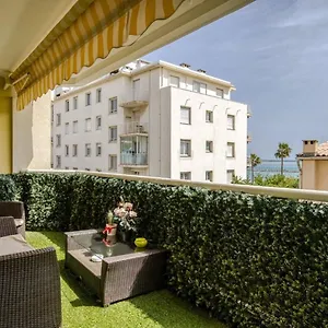 Beach & Airport Appartement